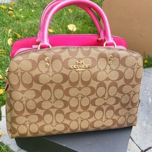 COACH Sig lillie carry all